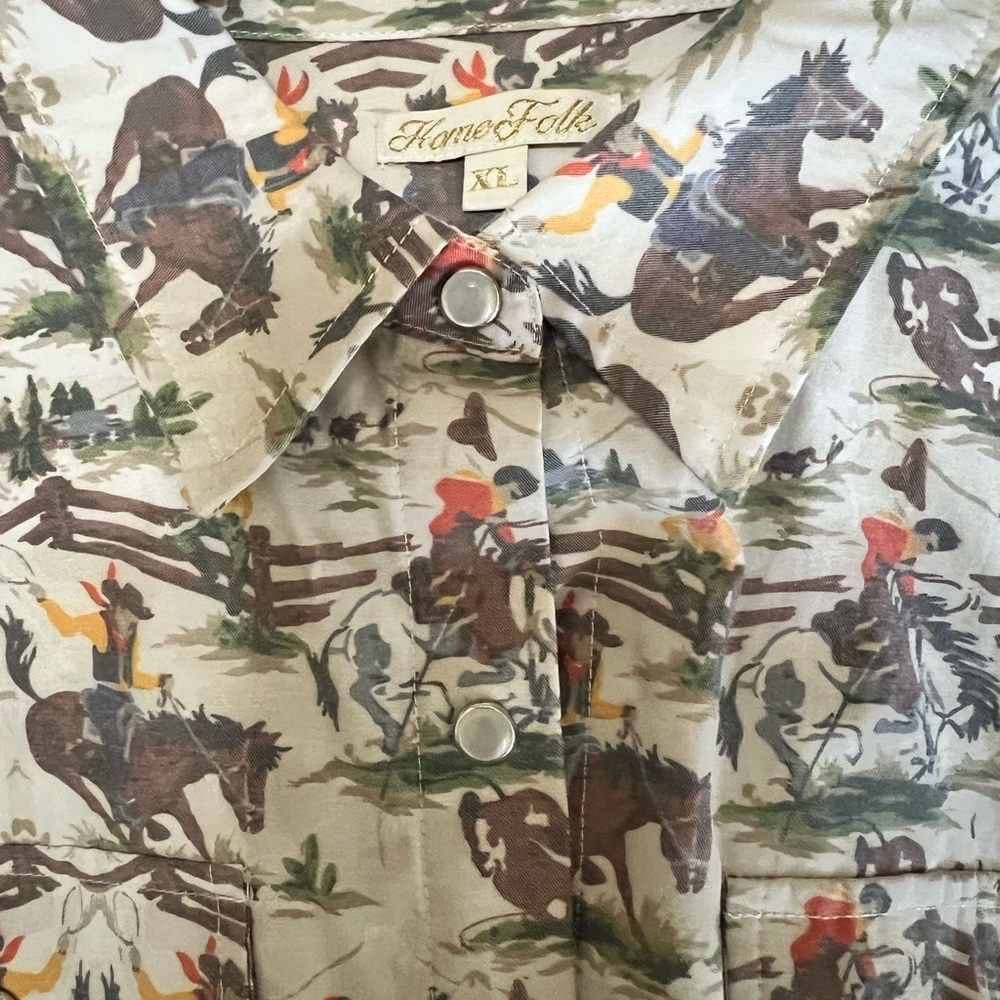 Women’s Cream Western Print Snap-Front Top